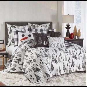 King 3 Piece Chirstmas/Holiday Black White Northern Star Quilt Set New